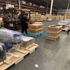 YASKAWA Motoman YRC1000 रोबोट नियंत्रक के लिए प्रयुक्त आर्क वेल्डिंग रोबोट AR1440 6 एक्सिस