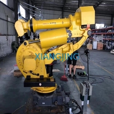 Fanuc R-2000ic/210F औद्योगिक उपयोग किया गया Fanuc रोबोट कंट्रोल कैबिनेट के साथ लटकन सिखाता है